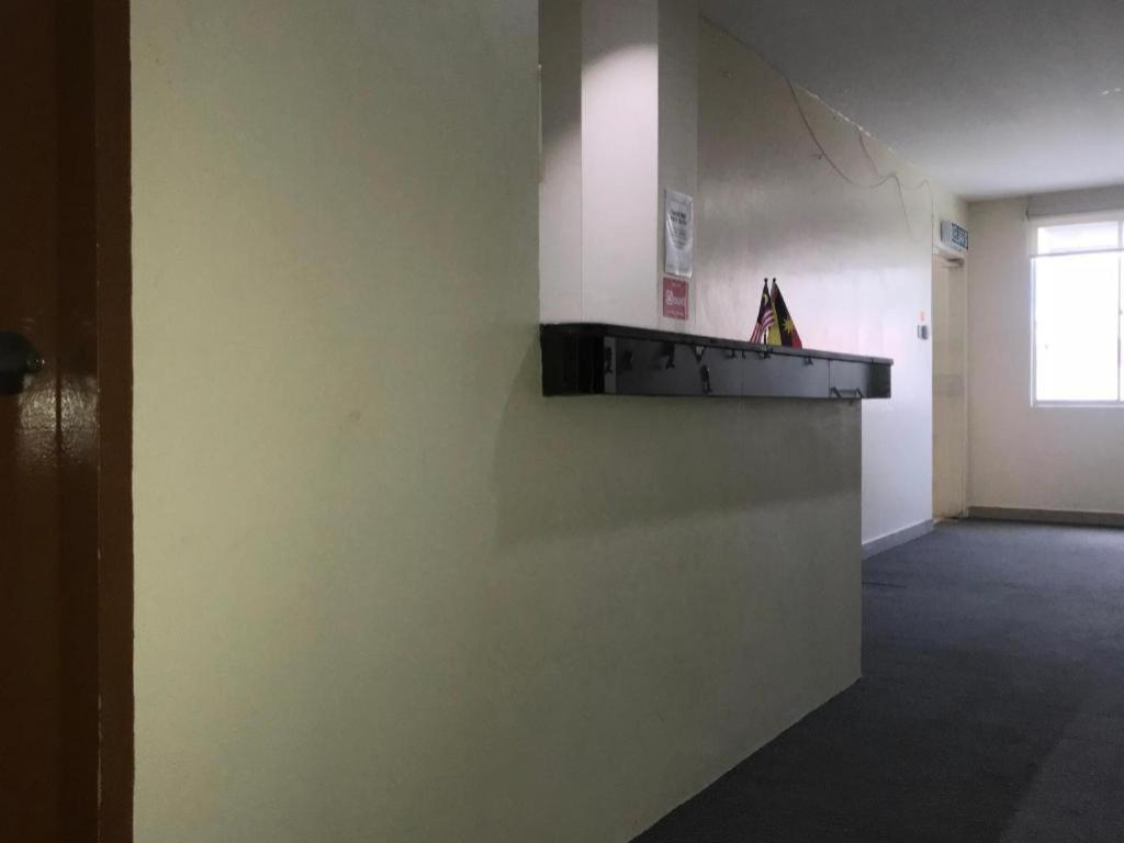 OYO 89855 Salim Room Sibu Exterior foto